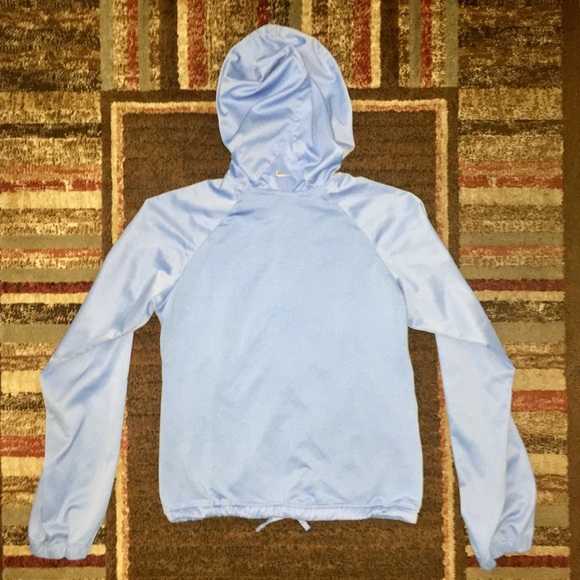 Woman’s Nike Running Jacket - Picture 2 of 3